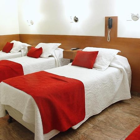 Hl Hotel Cipolletti Luaran gambar