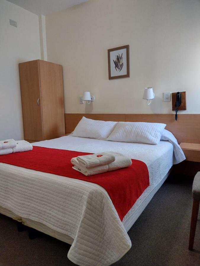 Hl Hotel Cipolletti Luaran gambar