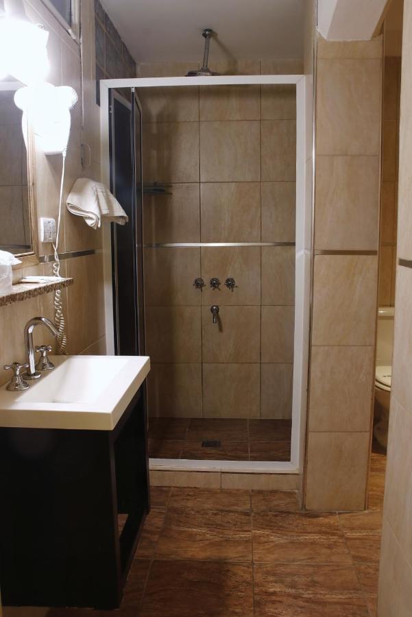 Hl Hotel Cipolletti Luaran gambar