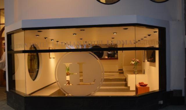 Hl Hotel Cipolletti Luaran gambar