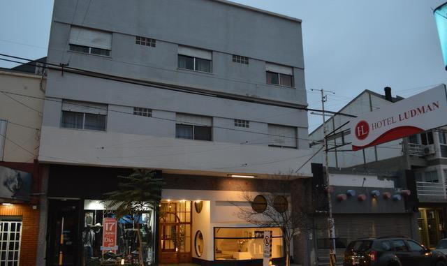 Hl Hotel Cipolletti Luaran gambar