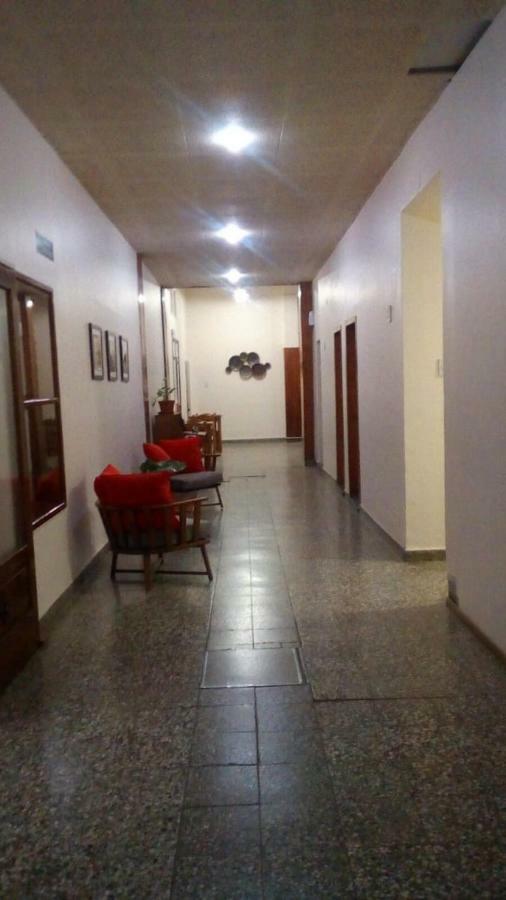 Hl Hotel Cipolletti Luaran gambar